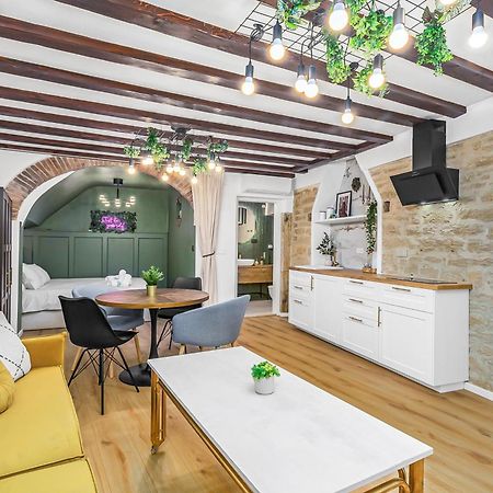 La Bestia Deluxe Studio Apartment Rovinj Exteriér fotografie